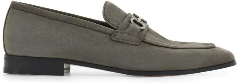 Ferragamo Mocassins met Gancini ornament Grijs