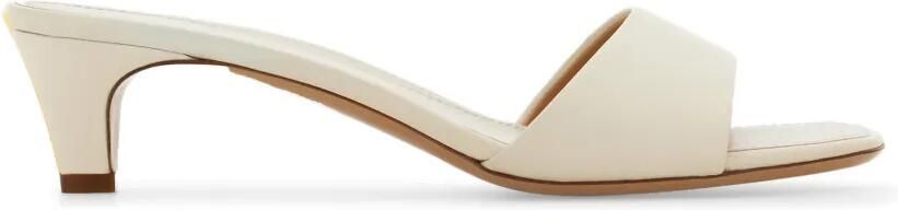 Ferragamo Muiltjes met lage hak Beige