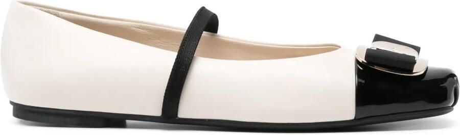 Ferragamo New Vara ballerina's Beige