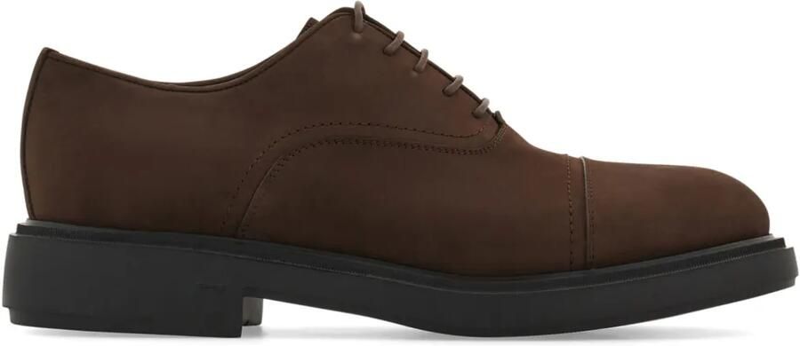 Ferragamo Oxford schoenen met bewerkte neus Bruin