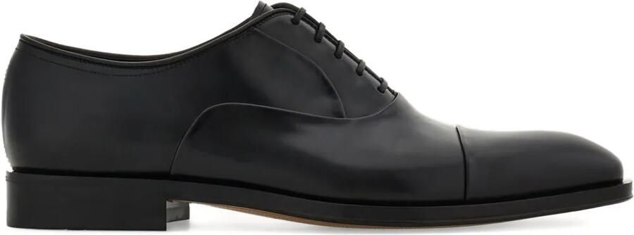 Ferragamo Oxford schoenen met neuskap Zwart