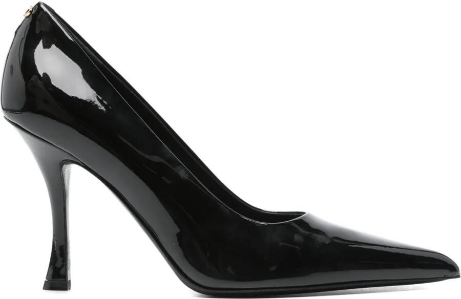 Ferragamo Pumps met puntige neus Zwart
