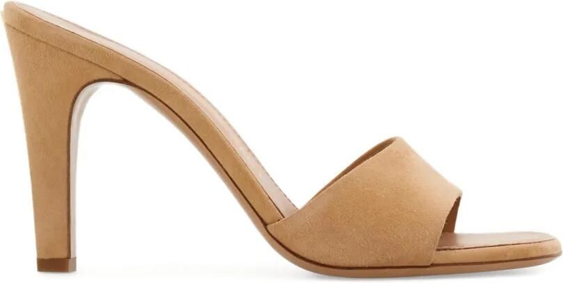 Ferragamo Sandalen met hak Beige