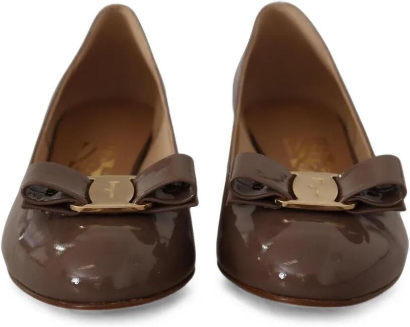 Ferragamo Vara pumps met strik Bruin - Foto 5