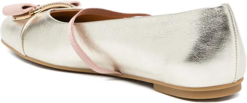 Ferragamo Vara metallic leren ballerina's Goud