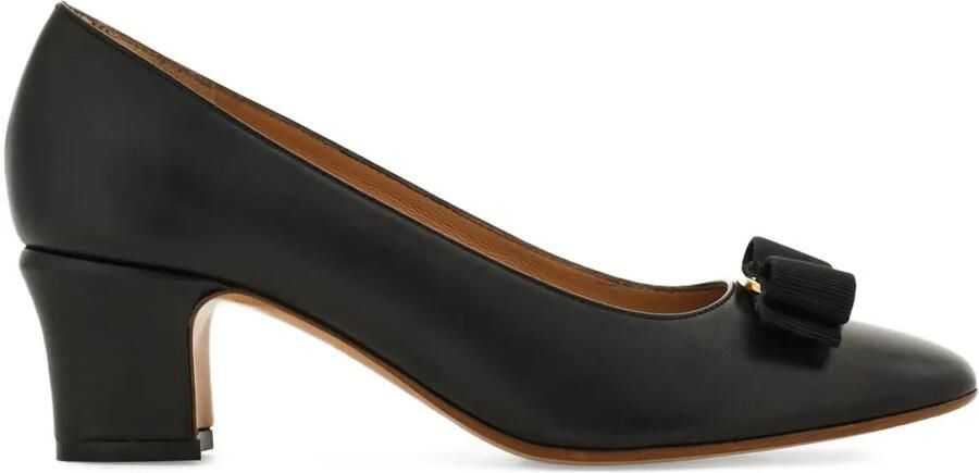 Ferragamo Vara pumps met blokhak en strik Zwart