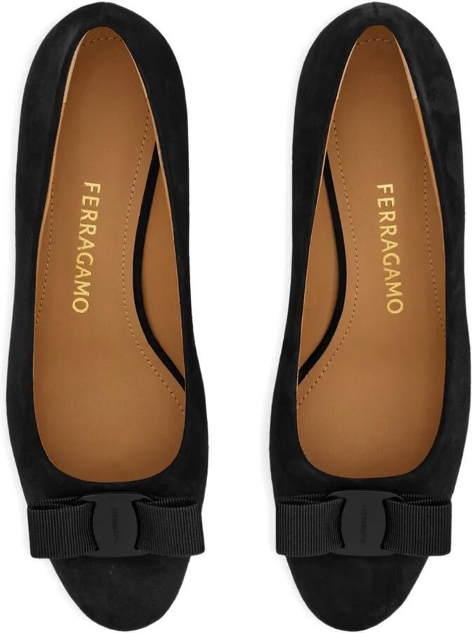 Ferragamo Vara pumps met blokhak en strik Zwart - Foto 3