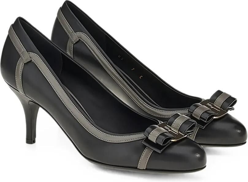 Ferragamo Vara pumps met strik Zwart
