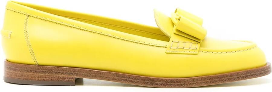 Ferragamo Viva loafers met strik Geel