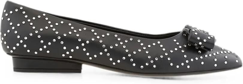Ferragamo Viva platte pumps met studs Zwart