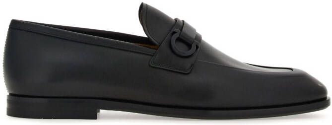 Ferragamo Loafers met Gancini-gesp Zwart