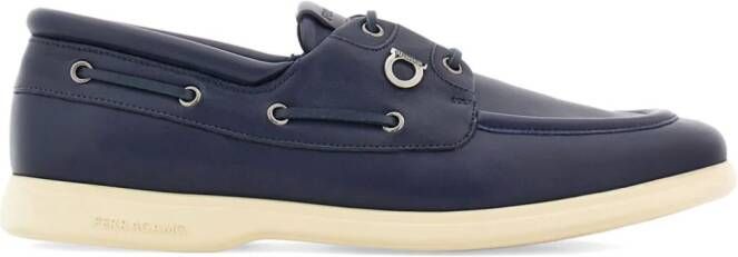 Ferragamo Gancini leather boat shoes Blauw