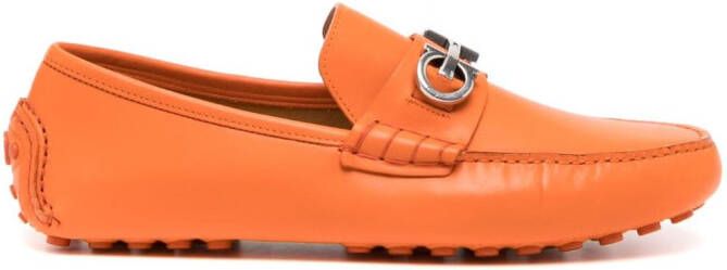 Ferragamo Grazioso leren gespschoenen Oranje