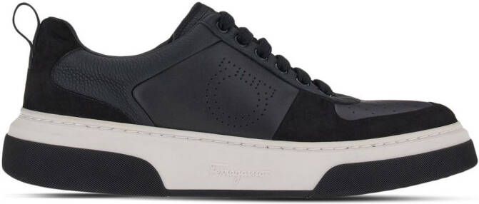 Ferragamo Low-top sneakers Zwart