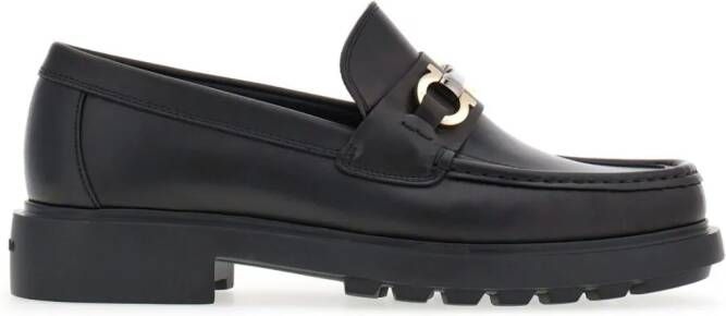 Ferragamo Leren loafers met gancini-plakkaat Zwart