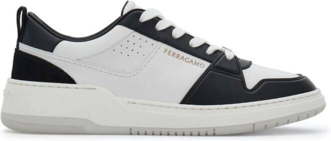 Ferragamo Leren sneakers met vlakken Wit