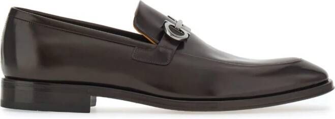 Ferragamo Loafers met Gancini-plakkaat Bruin