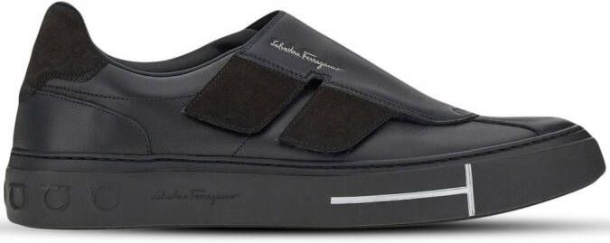 Ferragamo Low-top sneakers Zwart
