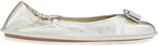 Ferragamo Nomadic Stories ballerina's Zilver