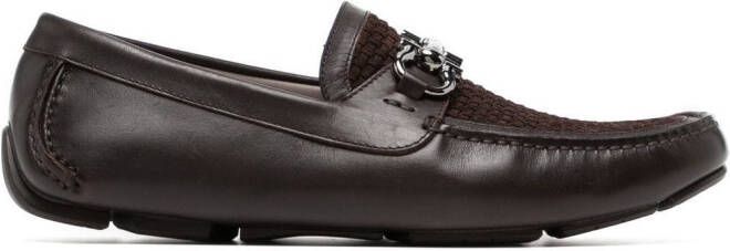 Ferragamo Parigi Gancini geweven loafers Bruin