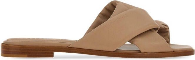 Ferragamo Slippers met geknoopt detail Beige