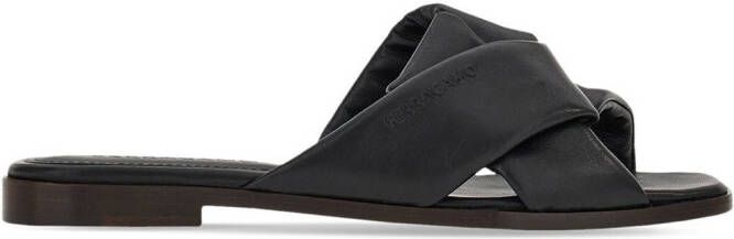 Ferragamo Slippers met geknoopt detail Zwart