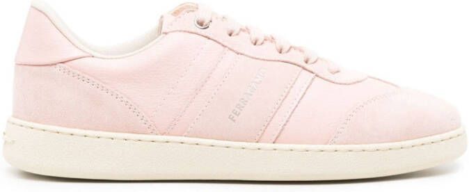 Ferragamo Suède leren sneakers met logo-reliëf Roze