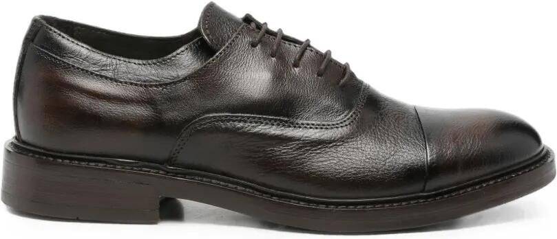 FRATELLI RENNELLA Oxford veterschoenen met bewerkte neus Bruin