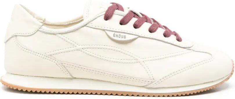 GHŌUD Sneakers met logopatch Beige