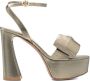 Gianvito Rossi Sandalen met strikdetail Goud - Thumbnail 1