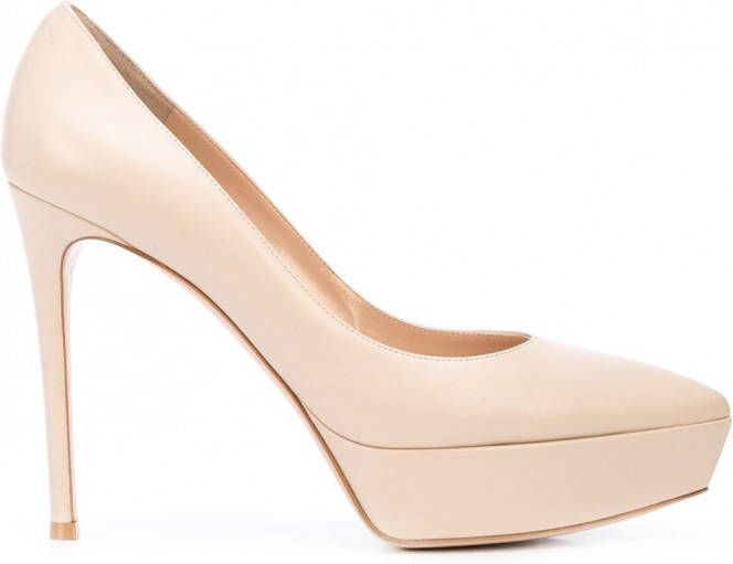 Gianvito Rossi Dasha pumps met plateauzool Beige