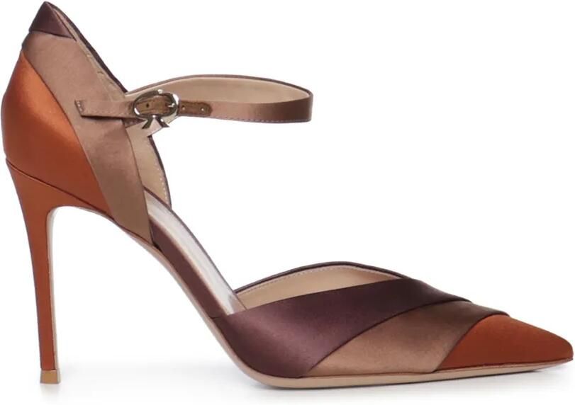Gianvito Rossi Pumps met hak puntige neus en gesp Bruin