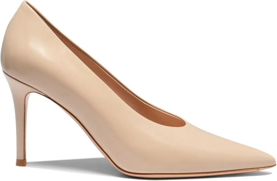Gianvito Rossi Pumps met puntige neus 85 mm Beige