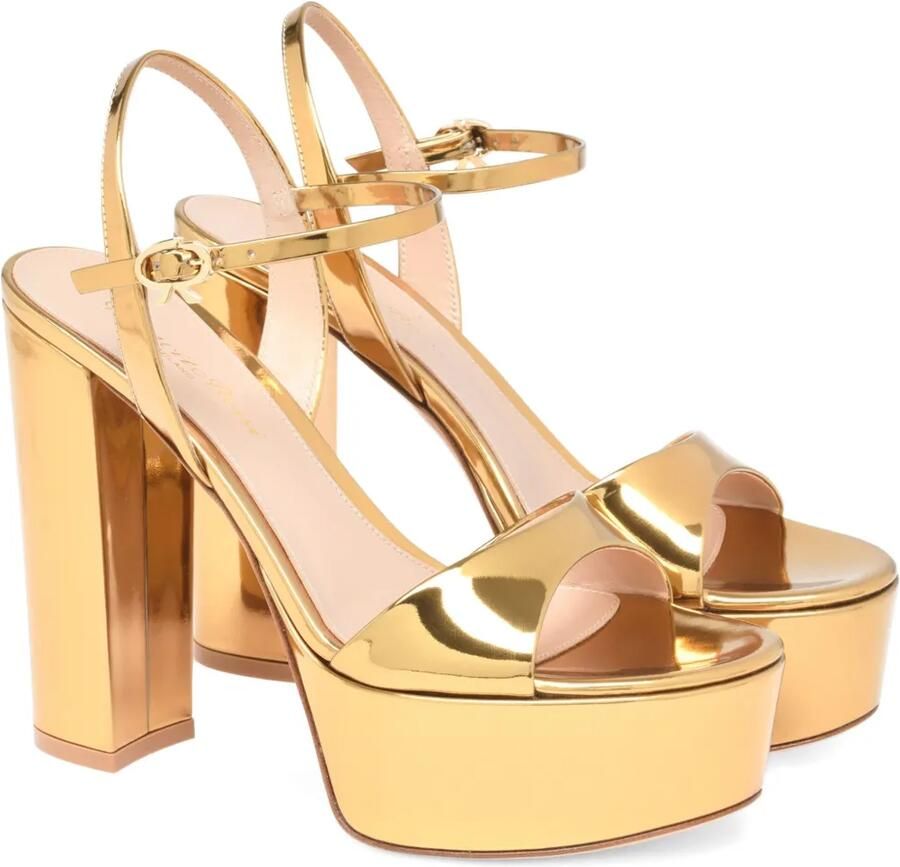 Gianvito Rossi Sandalen met plateauzool Goud