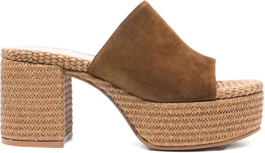 Gianvito Rossi Suède sandalen met plateauzool Bruin