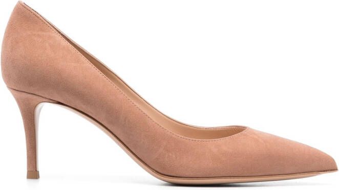 Gianvito Rossi Pumps met puntige neus Beige