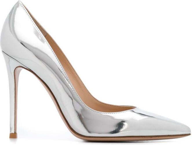 Gianvito Rossi Pumps met spitse neus Zilver