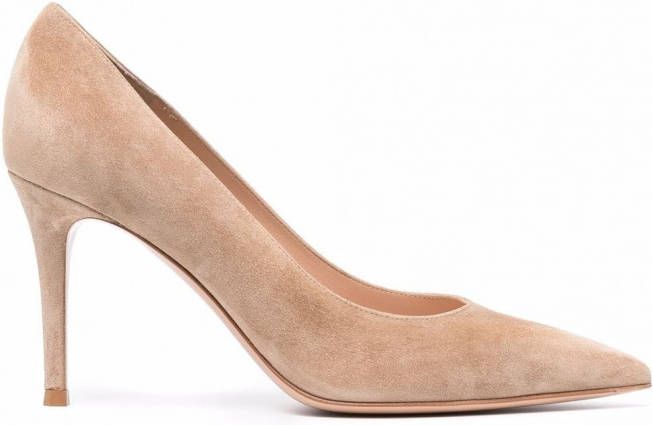 Gianvito Rossi Ricca suède pumps Beige