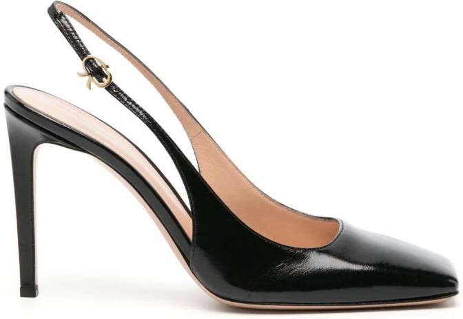 Gianvito Rossi Slingback pumps met gelakte afwerking Zwart