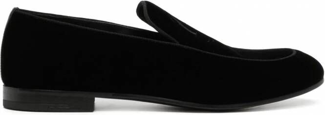 Giorgio Armani embroidered-logo detail loafers Zwart