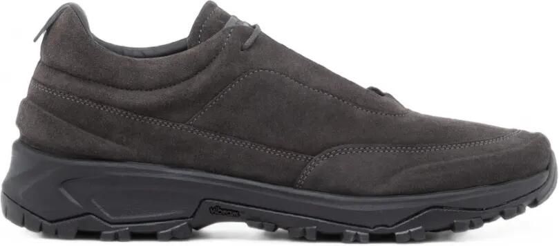 Giorgio Armani Suède sneakers Grijs