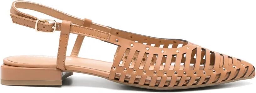 Gioseppo Jericho pumps verfraaid met studs en gekooid detail Bruin