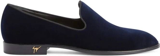 Giuseppe Zanotti Gatien loafers met fluwelen-effect Blauw