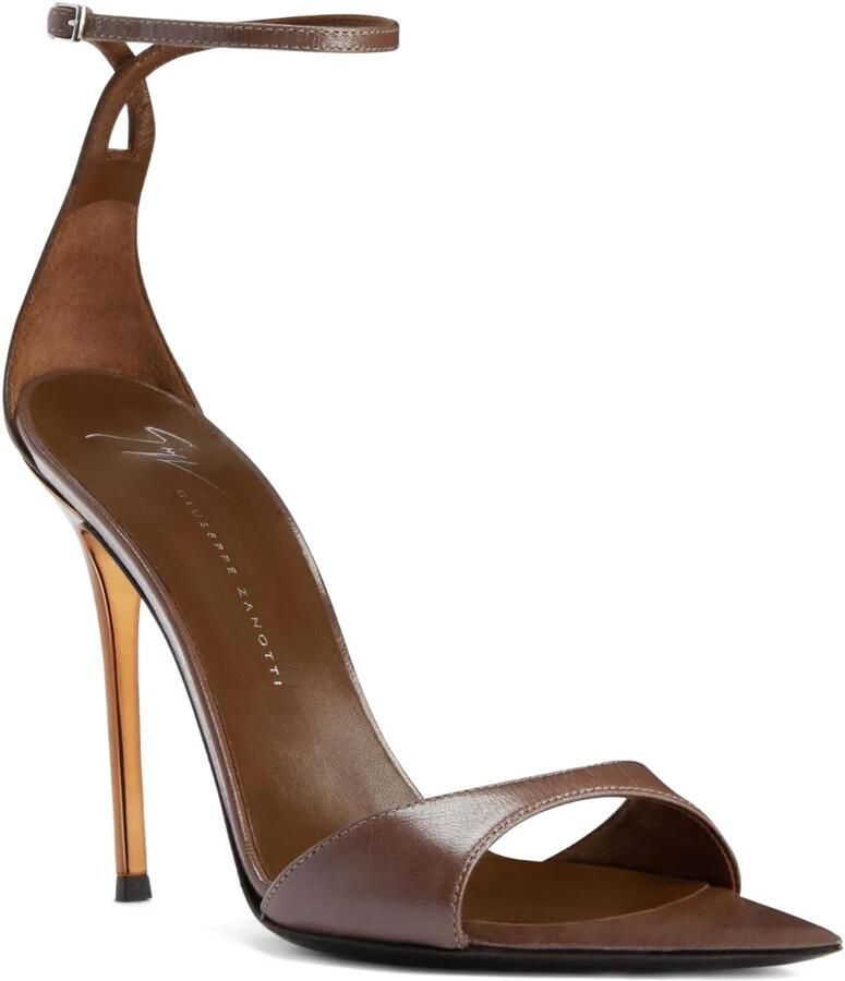 Giuseppe Zanotti 105 mm Intriigo sandalen met puntige neus en enkelbandje Bruin