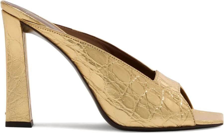 Giuseppe Zanotti 105 mm Mya sandalen met vierkante neus en krokodillenprint Goud