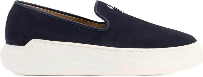 Giuseppe Zanotti Conley kenmerkende fluwelen loafers Blauw