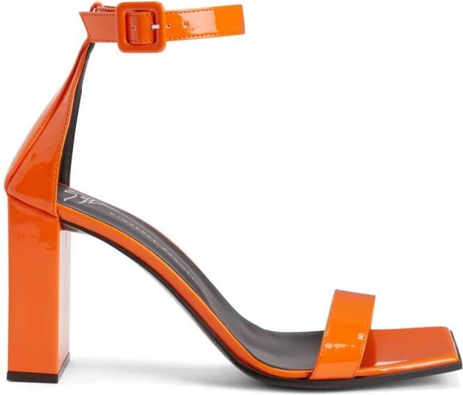 Giuseppe Zanotti Shangay sandalen met gesp Oranje