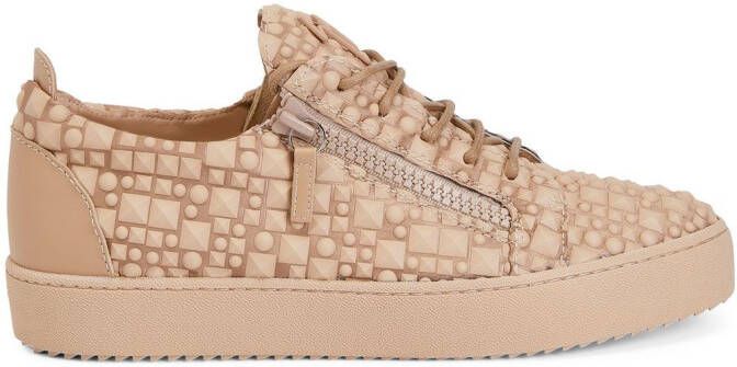 Giuseppe Zanotti Sneakers met studs Bruin