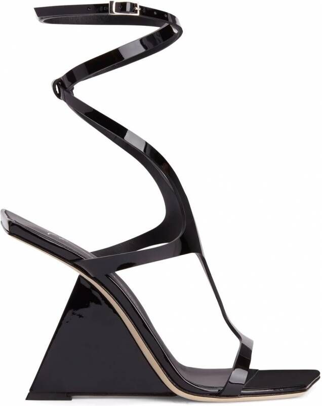 Giuseppe Zanotti Tutankamon lakleren sandalen Zwart