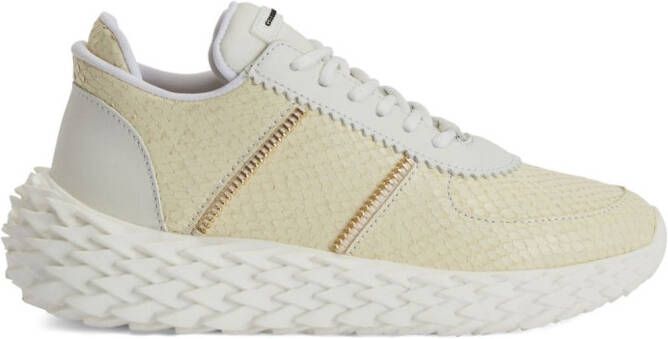 Giuseppe Zanotti Urchin sneakers met pythonprint Beige